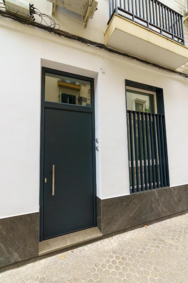 Rentalsevilla Gravina Exteriör bild